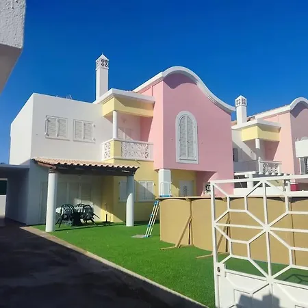 Central Location 3 Bedroom Albufeira